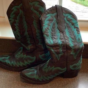 Los Altos Black and Turquoise boots